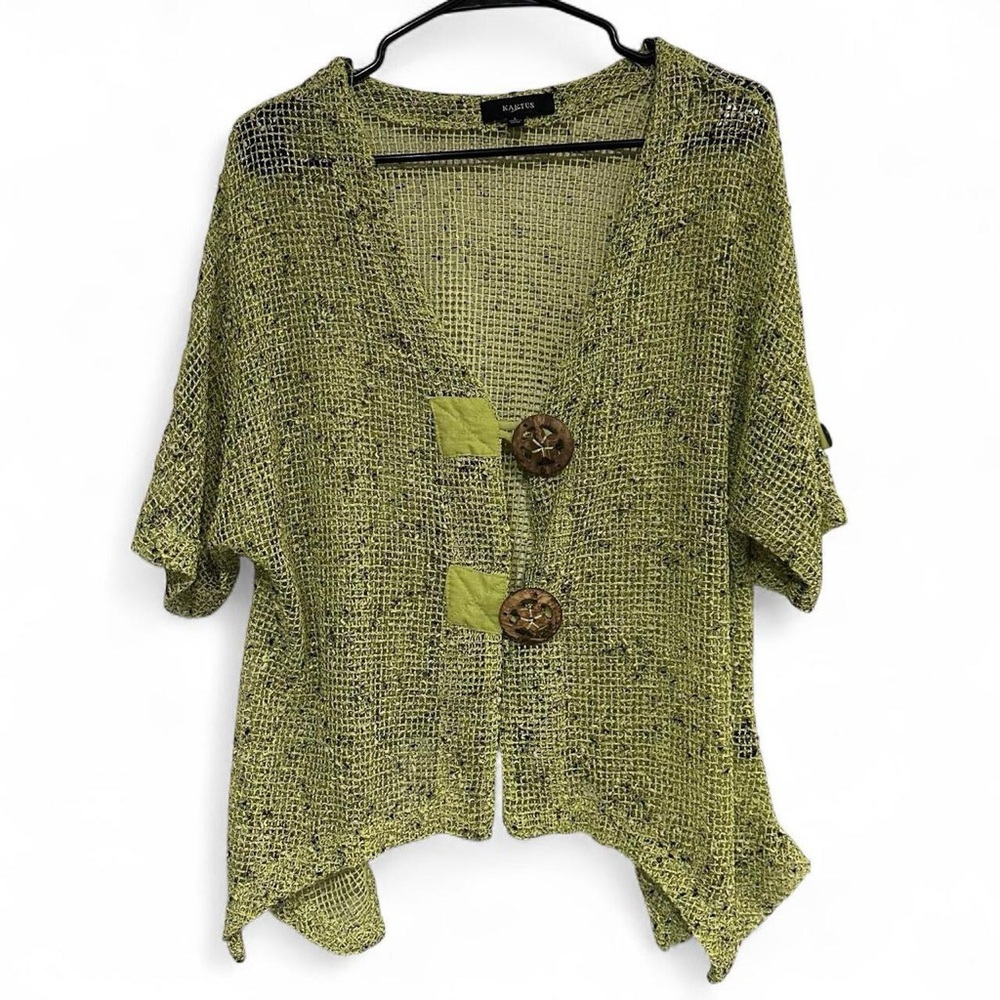 Kaktus Green Crochet Cardigan Top with Wooden Beachy Button Detail Large